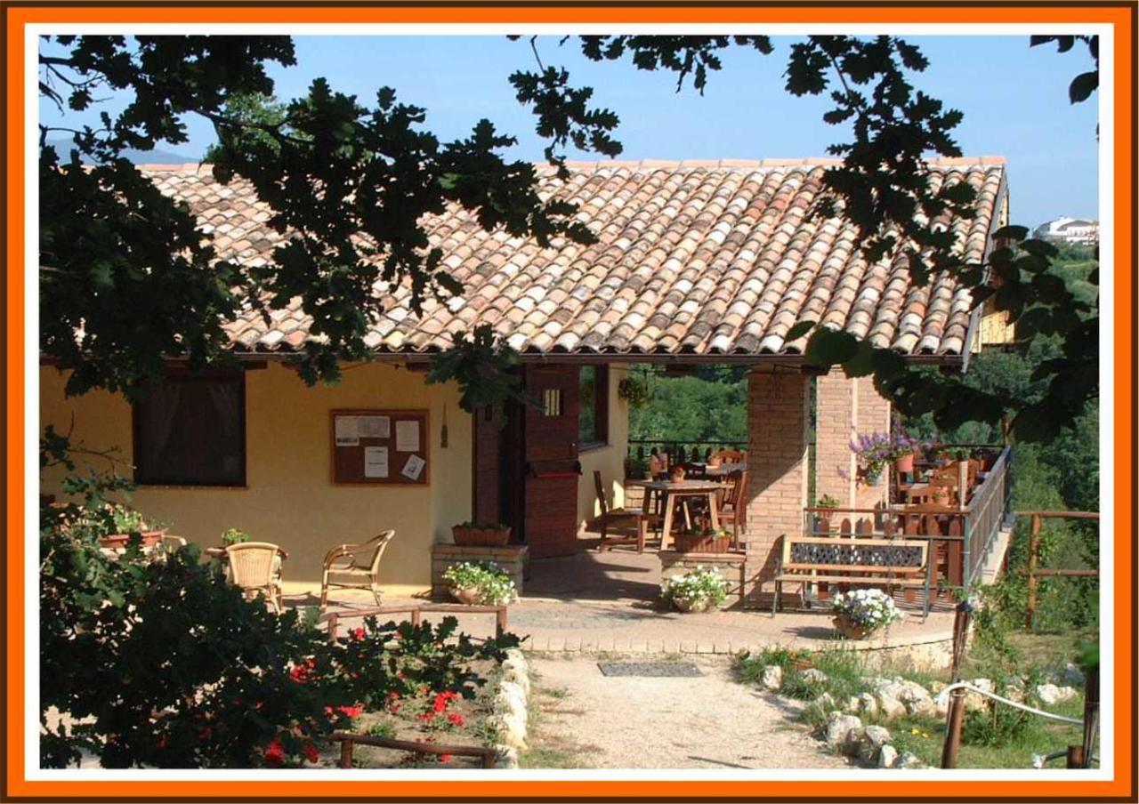 Crete Gialle Касино Екстериор снимка